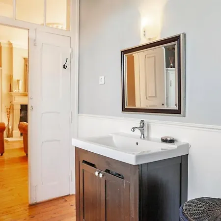 Quarto em Acomodações Particulares Violeta Com Chamine